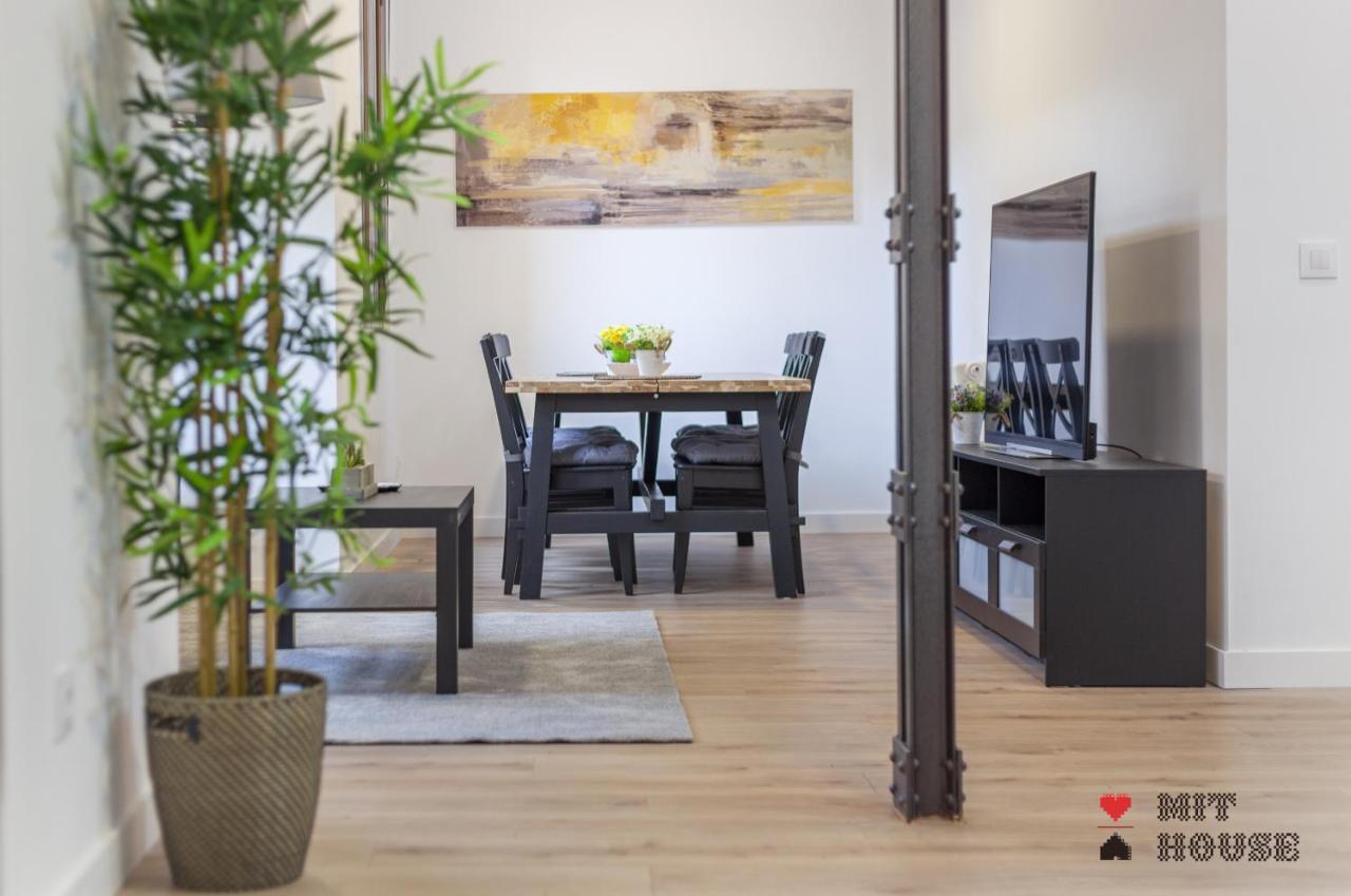 Apartamento MIT House Latina en Madrid Exterior foto